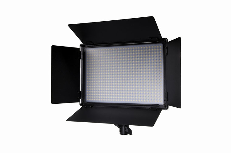 BRESSER SL-600 LED Set d'éclairage permanent (3x LED et 3x trépied)